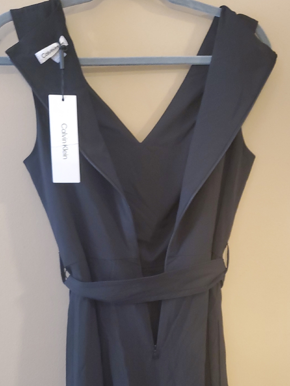 Calvin Klein Black V-Neck Sleeveless A-Line Midi Dress Size 6 NWT'S - Picture 10 of 10